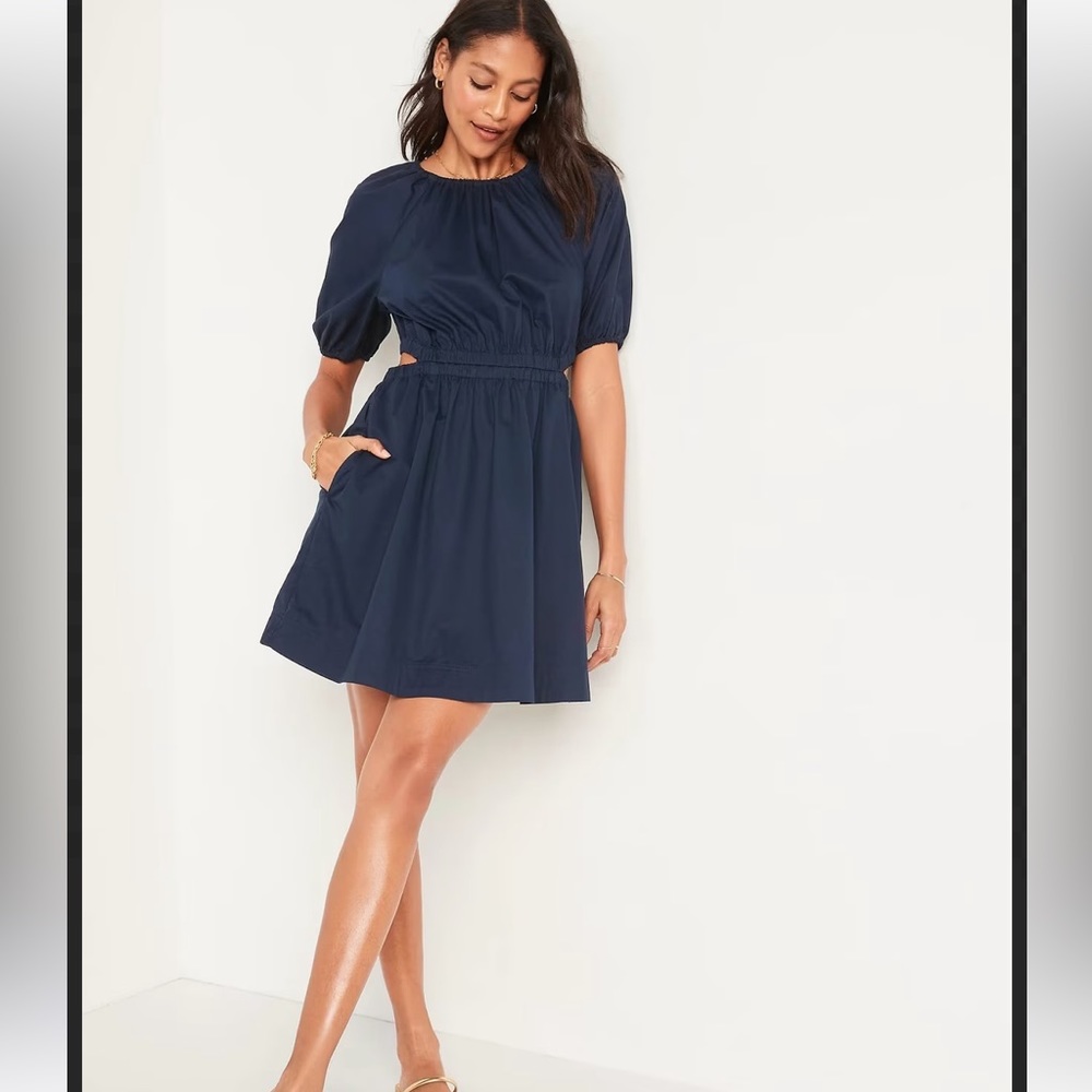 Old Navy puff sleeve cut out dress